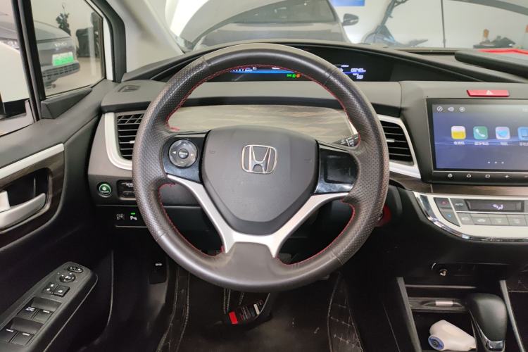 Used Honda Jade 2017 1.8L automatic Comfort version 5 seats
