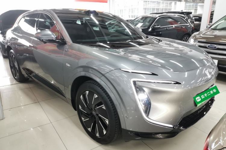 Used Avatr 07 2024 Max Extended-Range Edition Front Right 45 Deg