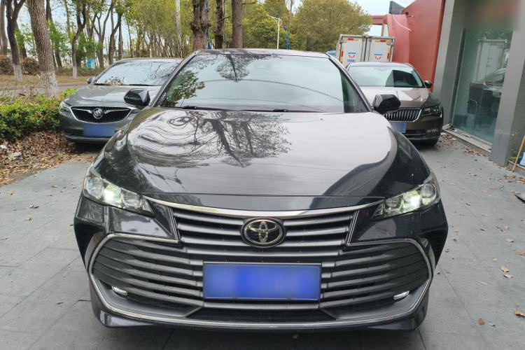 Used Toyota Avalon 2019 2.0L Ambition Edition China VI