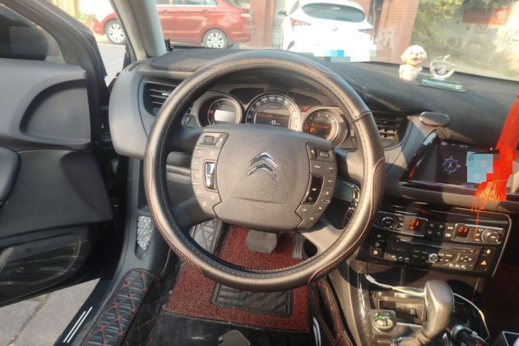 Used Citroen C5 2013 2.3L Automatic Luxury Model Steering Wheel
