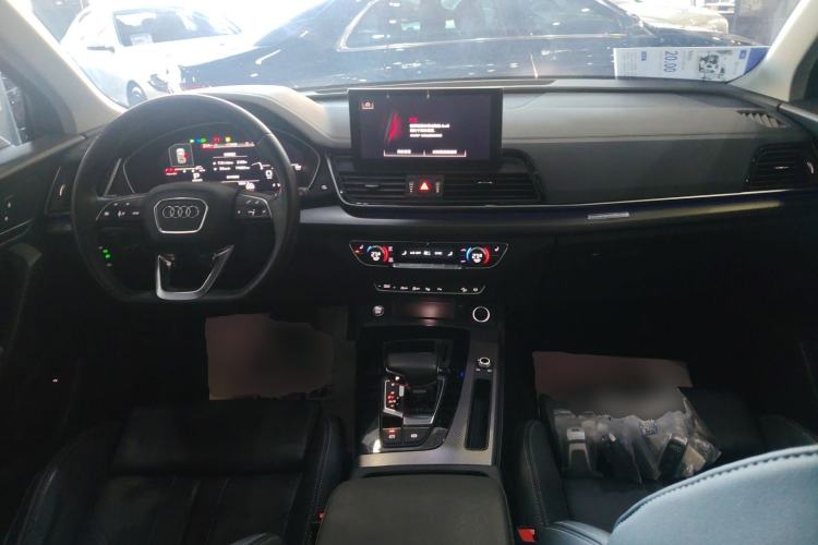 Used Audi Q5L 2021 40 TFSI Luxury Dynamic Edition Center Console