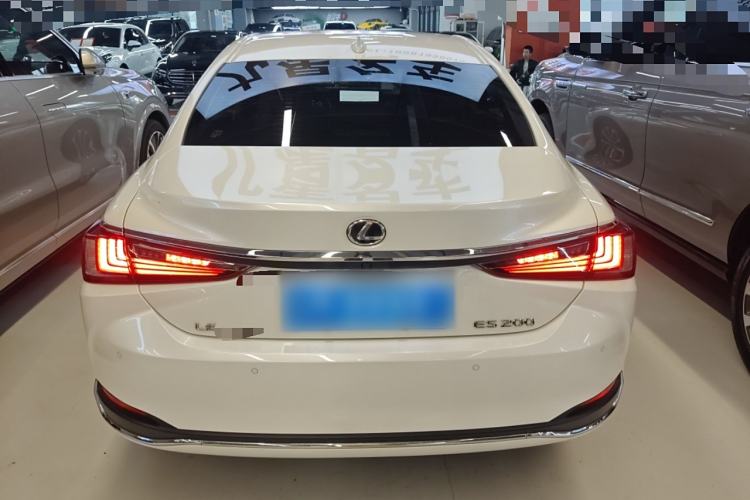 Used Lexus ES 2023 200 Excellence Edition