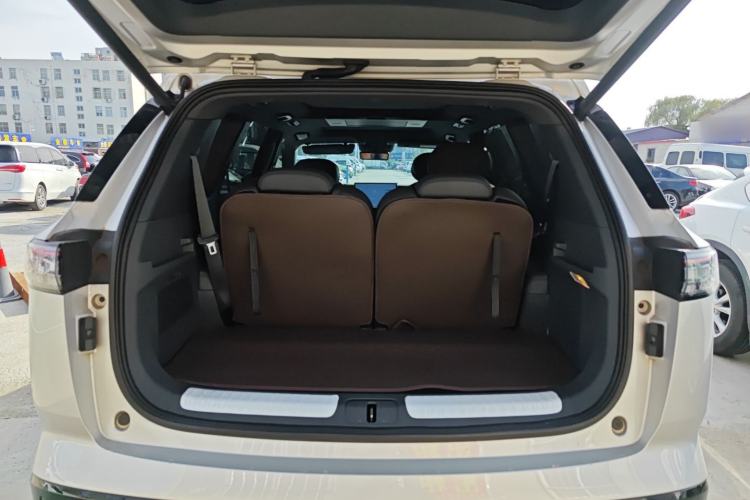 Used Dongfeng eπ eπ008 2024 210Max Range-Extended Version 6 Seats