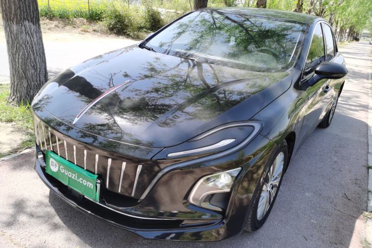 Used Hongqi E-QM5 2022 431 km Charge & Enjoy Edition