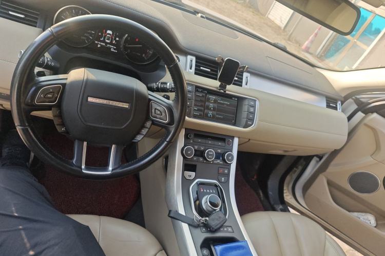 Used Land Rover Range Rover Evoque 2015 2.0T Five-Door Zhiyao Edition
