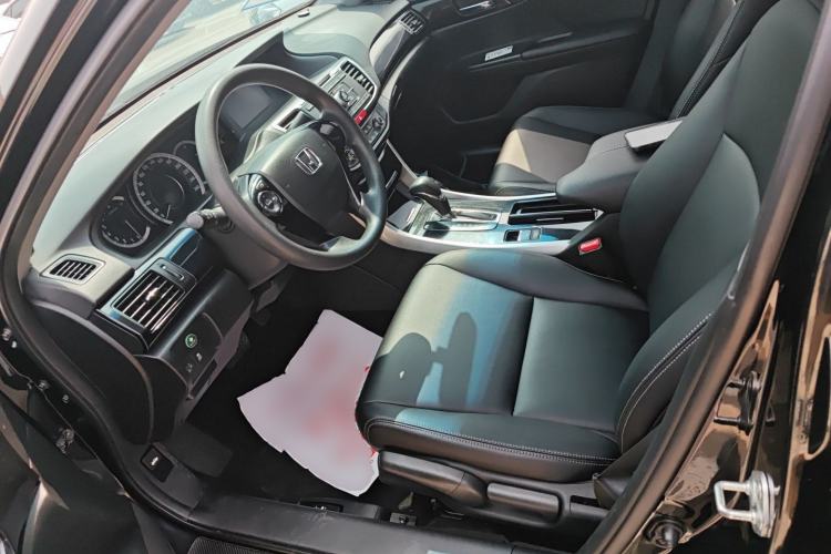 Used Honda Accord 2016 2.0L Comfort Edition
