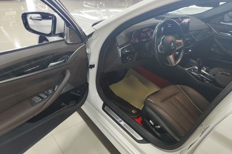 Used BMW 5 Series 2022 Restyled 525Li M Sport Package