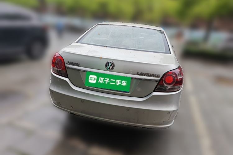 Used Volkswagen Lavida 2011 1.6L Automatic Pinxuan Edition Rear