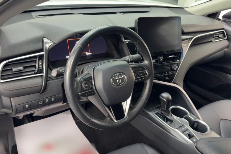 Used Toyota Camry 2021 2.5G Luxury Edition Steering Wheel