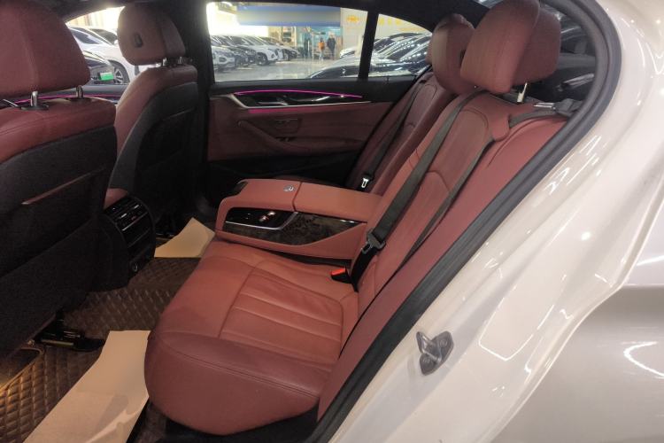 Used BMW 5 Series 2019 Facelifted 530Li Leading Edition M Sport Package