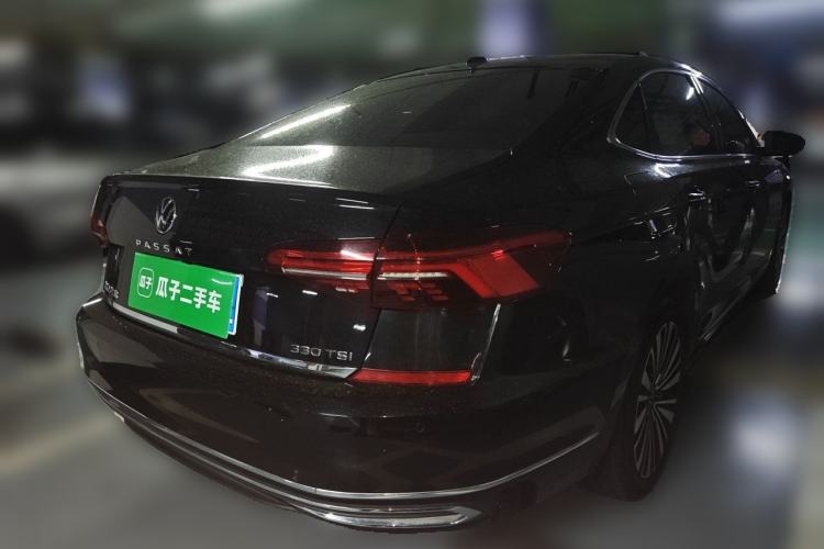 Used Volkswagen Passat 2020 Revised Version 330TSI Luxury Edition China VI Standard
