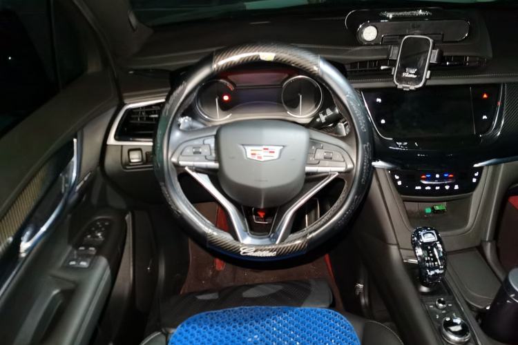 Used Cadillac XT6 2022 2.0T Six-Seater Four-Wheel-Drive Prestige Version
