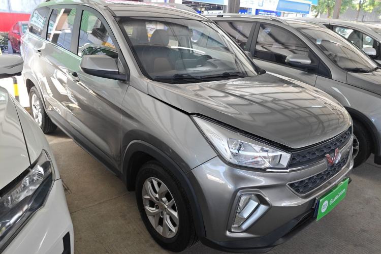 Used Wuling Hongguang S3 2018 1.5L Manual Luxury Model China V Standard