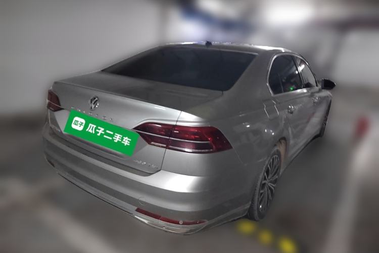 Used Volkswagen Phideon 2016 380TSI Two-Wheel-Drive Luxury Edition