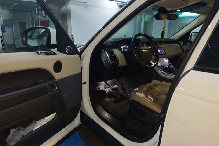 Used Land Rover Range SportNew Energy 2021 P400e SE Driver Seat