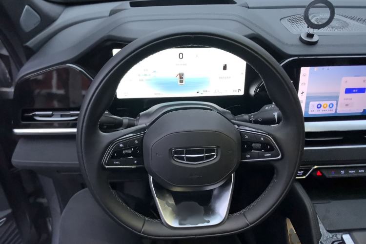 Used Geely Auto Monjaro L 2024 2.0TD High-Power Automatic Two-Wheel Drive Skyline Edition