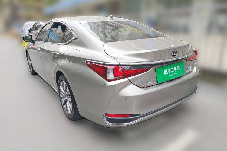 Used Lexus ES 2020 200 Excellence Edition Rear Left 45 Deg