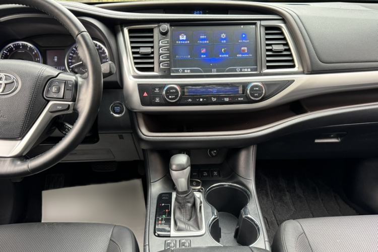 Used Toyota Highlander 2015 2.0T Four-Wheel Drive Luxury Edition 7-Seater