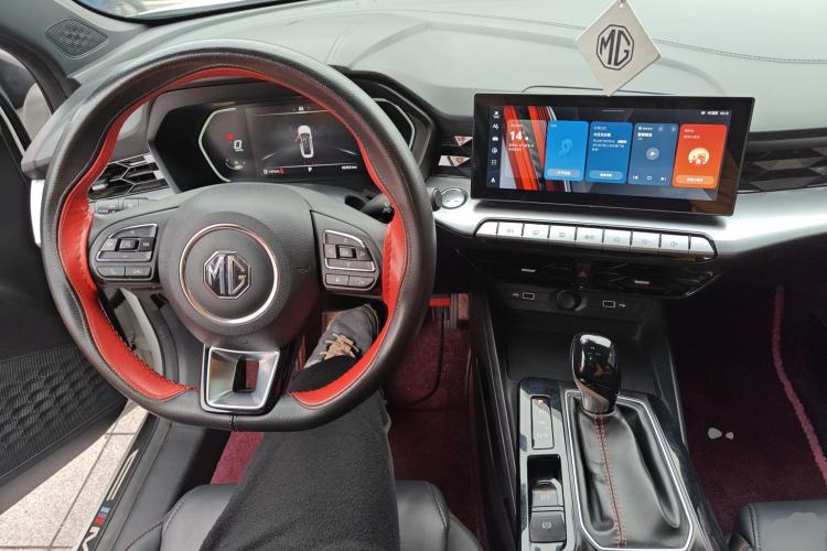 Used MG 5 2022 180 DVVT CVT Youth Luxury Edition