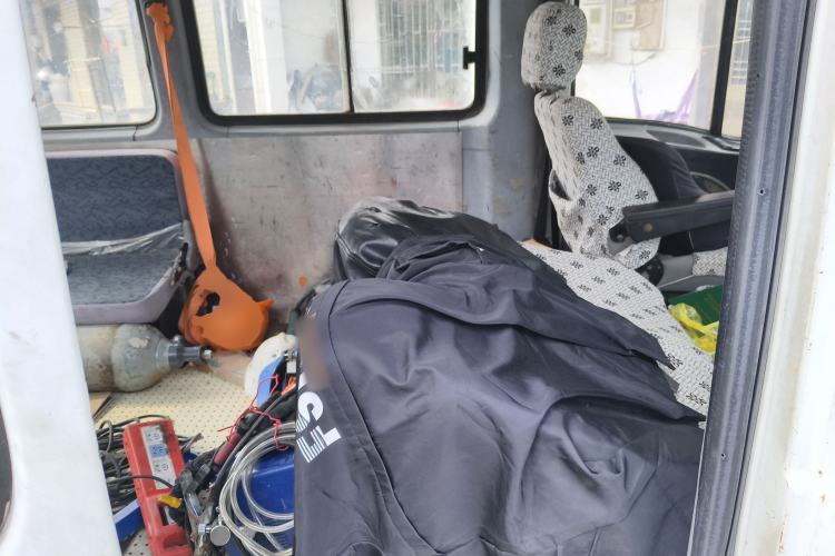 Used Iveco Power Daily 2013 2.8T-A36 Dual-Purpose Passenger and Cargo Vehicle
