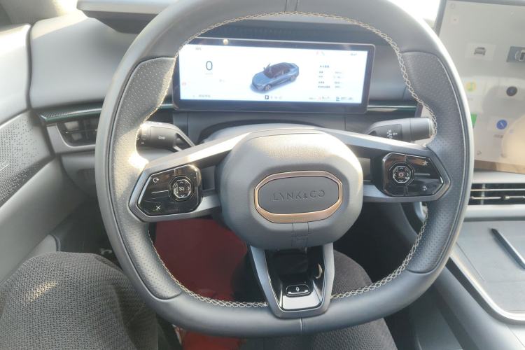 Used Lynk & Co 07 2024 EM-P 126 Long-Range Ultra
