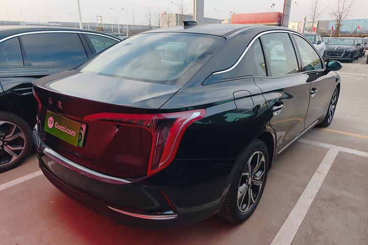 Used Hongqi E-QM5 2023 Base Travel Edition