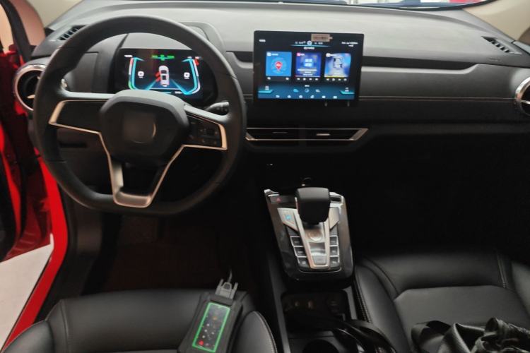 Used BYD Yuan New Energy 2019 EV535 Smart Connect Trendsetting Model Center Console