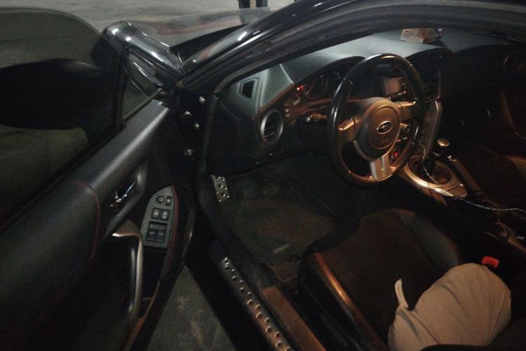 Used Subaru BRZ 2015 2.0i Manual Model