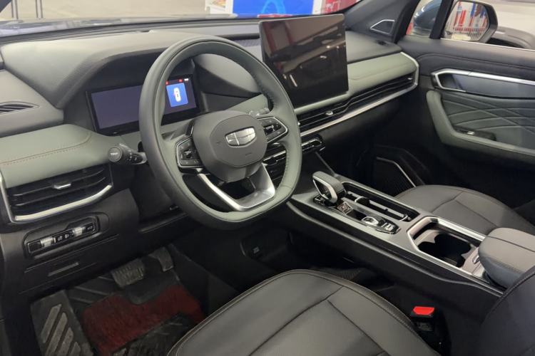 Used Geely Auto Haoyue L 2024 2.0T DCT Prestige Version
