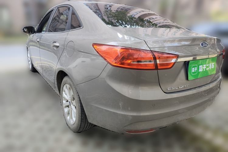 Used Ford Escort 2015 1.5L Manual Fashion Edition