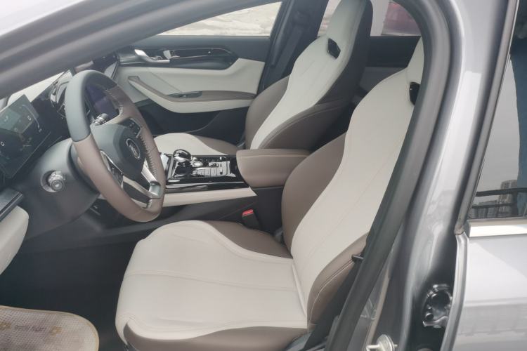 Used BYD Qin PLUS 2024 HONOR Edition DM-i 55KM Leading Model
