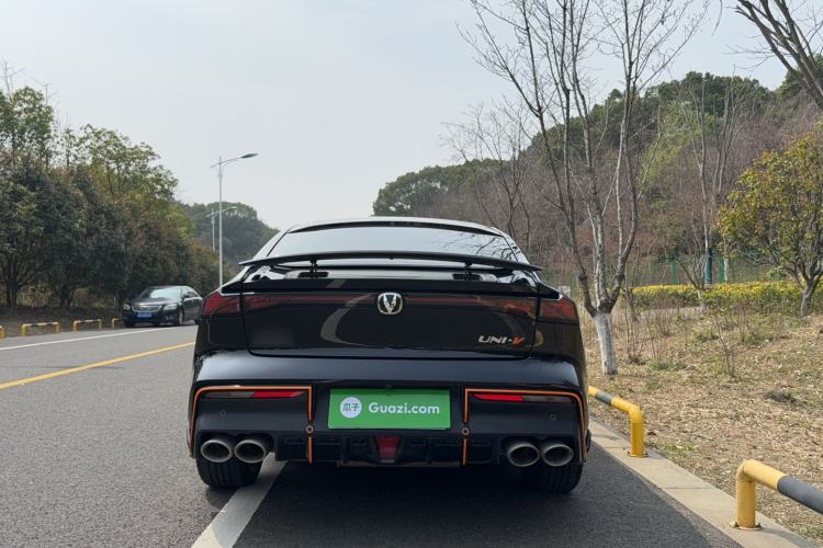 Used CHANGAN UNI-V 2023 1.5T Sport Edition
