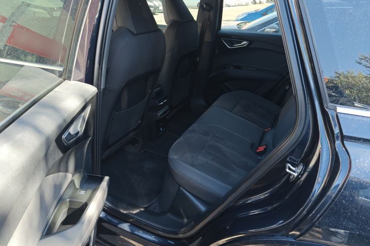 Used Audi Q4 e-tron 2022 50 e-tron quattro Visionary Edition
