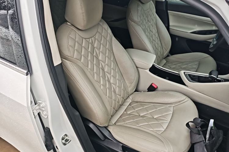 Used Buick GL6 2018 18T 6-Seater Elite Model
