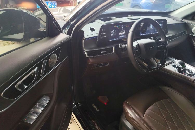 Used Chery Tiggo 8 PRO 2024 Champion Edition 390T Two-Wheel Drive Peak Version 7 Seats