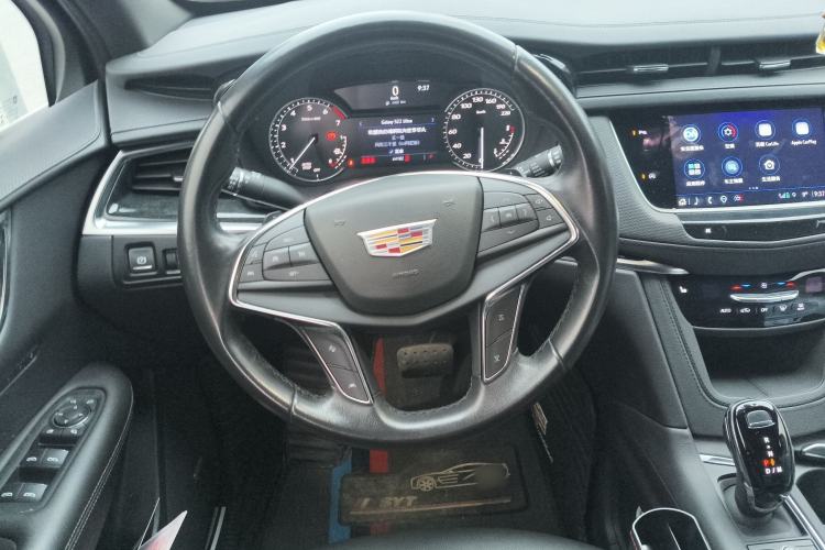 Used Cadillac XT5 2022 2.0T Two-Wheel Drive Luxury Version
