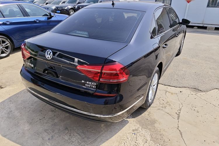Used Volkswagen Passat 2017 280TSI DSG Luxury Edition Rear Right 45 Deg
