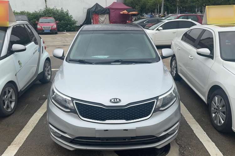 Used Kia K2 2015 Sedan 1.4L MT GLS