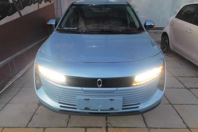 Used ORA iQ 2018 High-Range Version Smart Connectivity Model