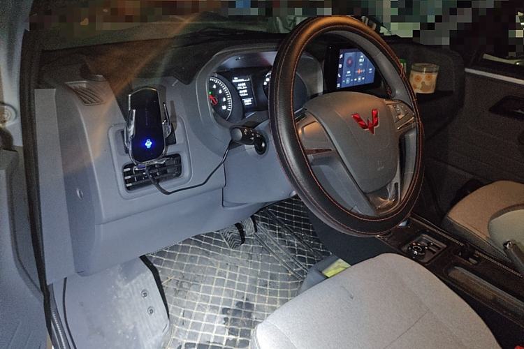 Used Wuling Yangguang 2024 300km Comfort Version with Sealed Windows 60kW