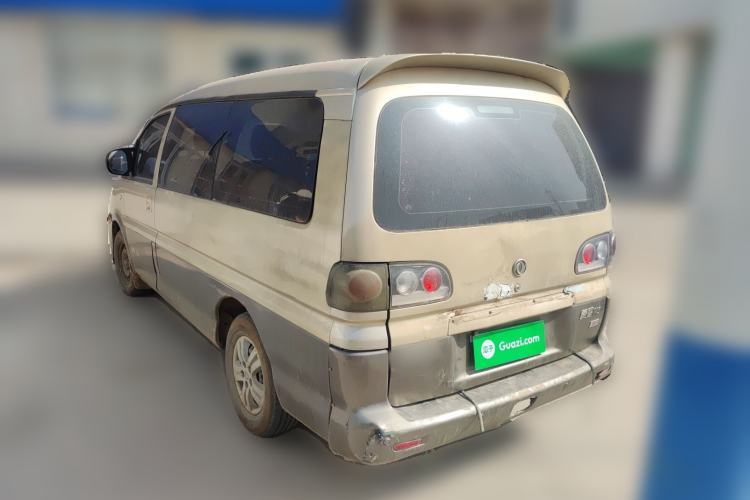 Used FORTHING Lingzhi 2014 M5 Q7 2.0L 7-seat Long-wheelbase Comfort Version
