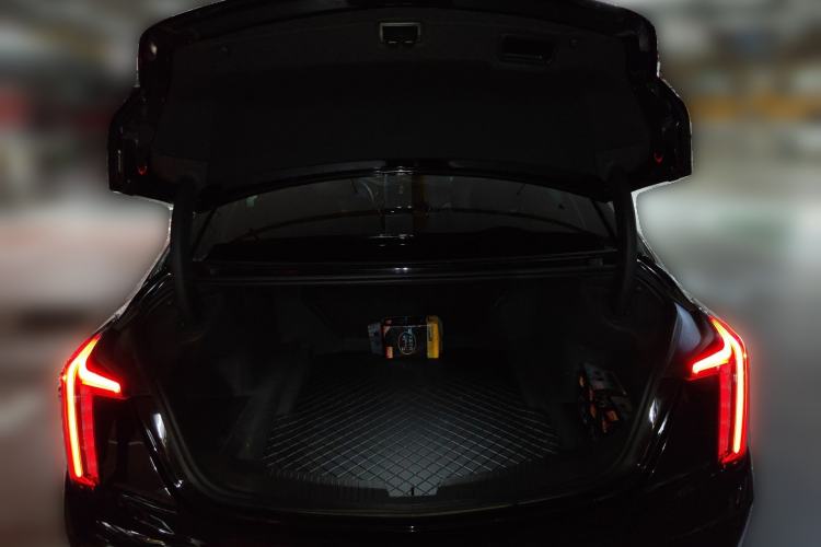 Used Cadillac CT5 2023 28T Prestige Model
