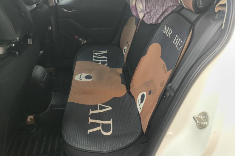 Used Mazda 3 Axela 2014 Sedan 1.5L Automatic Luxury Model