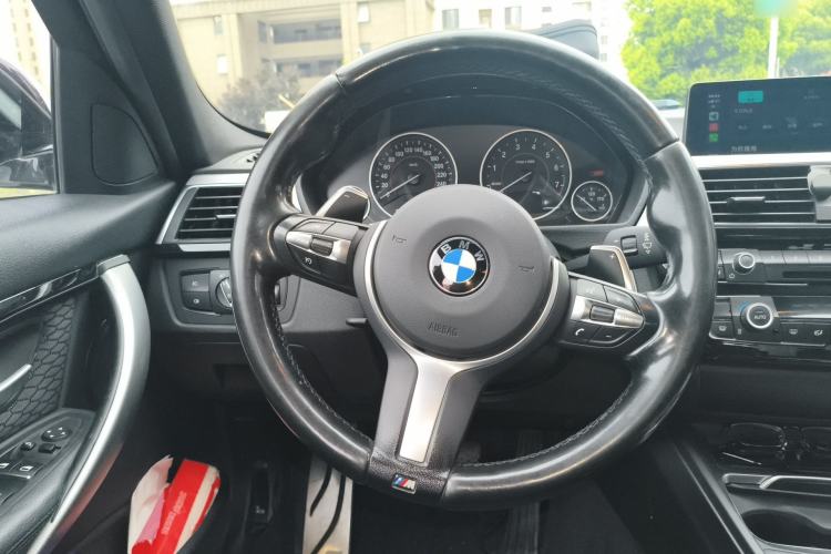 Used BMW 3 Series 2016 320i M Sport Steering Wheel