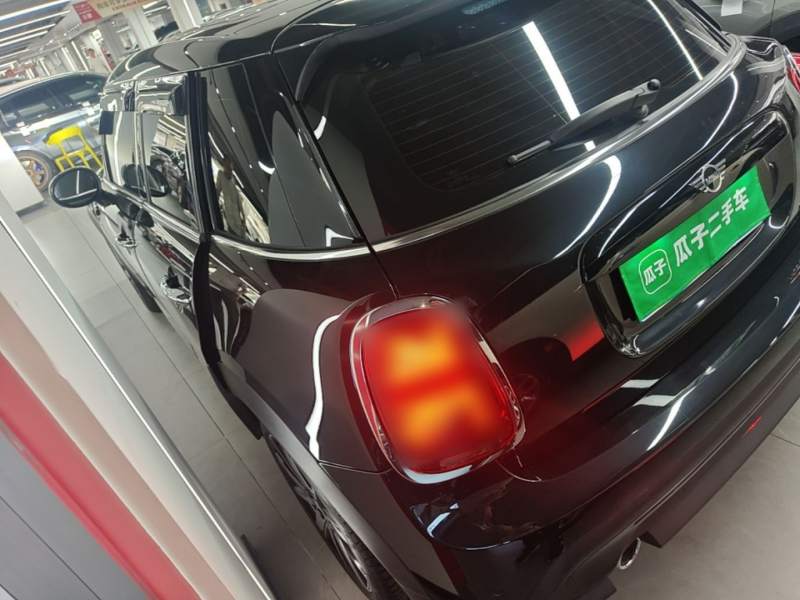 Used MINI 2023 Updated 1.5T COOPER Artist Five-Door Edition — 4