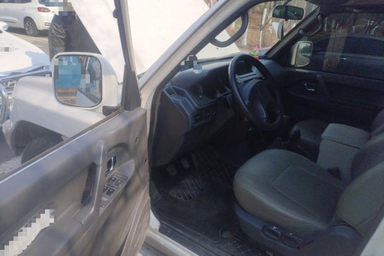 Used Leopaard Heijingang 2009 2.4L Manual 4x4