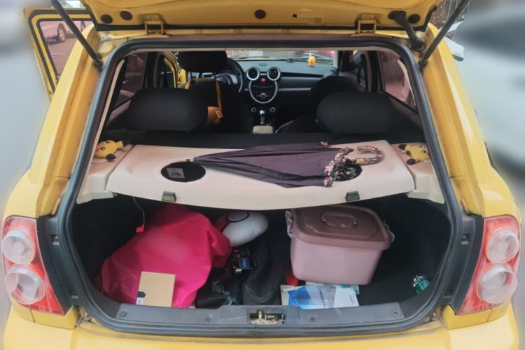 Used Lifan Auto 330 2014 1.3L Manual Standard Edition Trunk