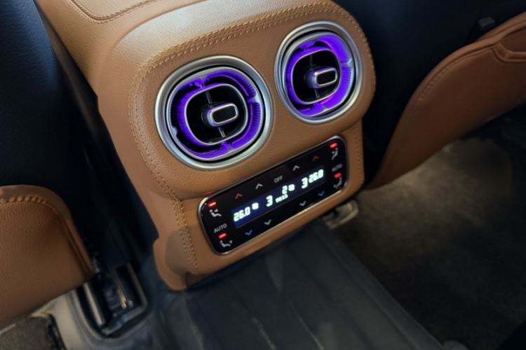 Used Mercedes-Benz GLC 2025 Facelift GLC 260 L 4MATIC Luxury Edition
