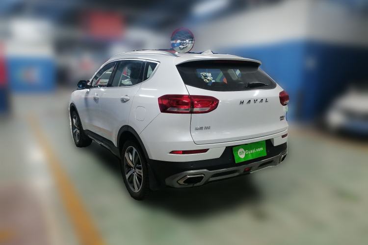 Used Haval H6 2017 Red Label 2.0T Automatic Two-Wheel Drive ZhiShang Model