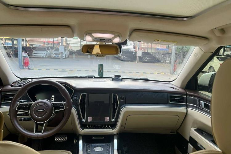 Used Zotye T700 2017 1.8T Dual-Clutch Prestige Model